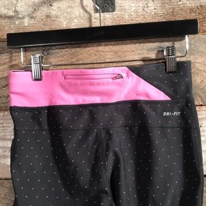 NIKE DRY FIT LEGGINGS